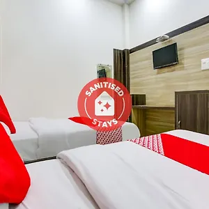 3* Hotel Oyo 75850 Vishwanath