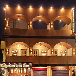 3* Hotel Bhagyashree 2 Km To Vishwanath Temple, Ganga Ghat Parking Available